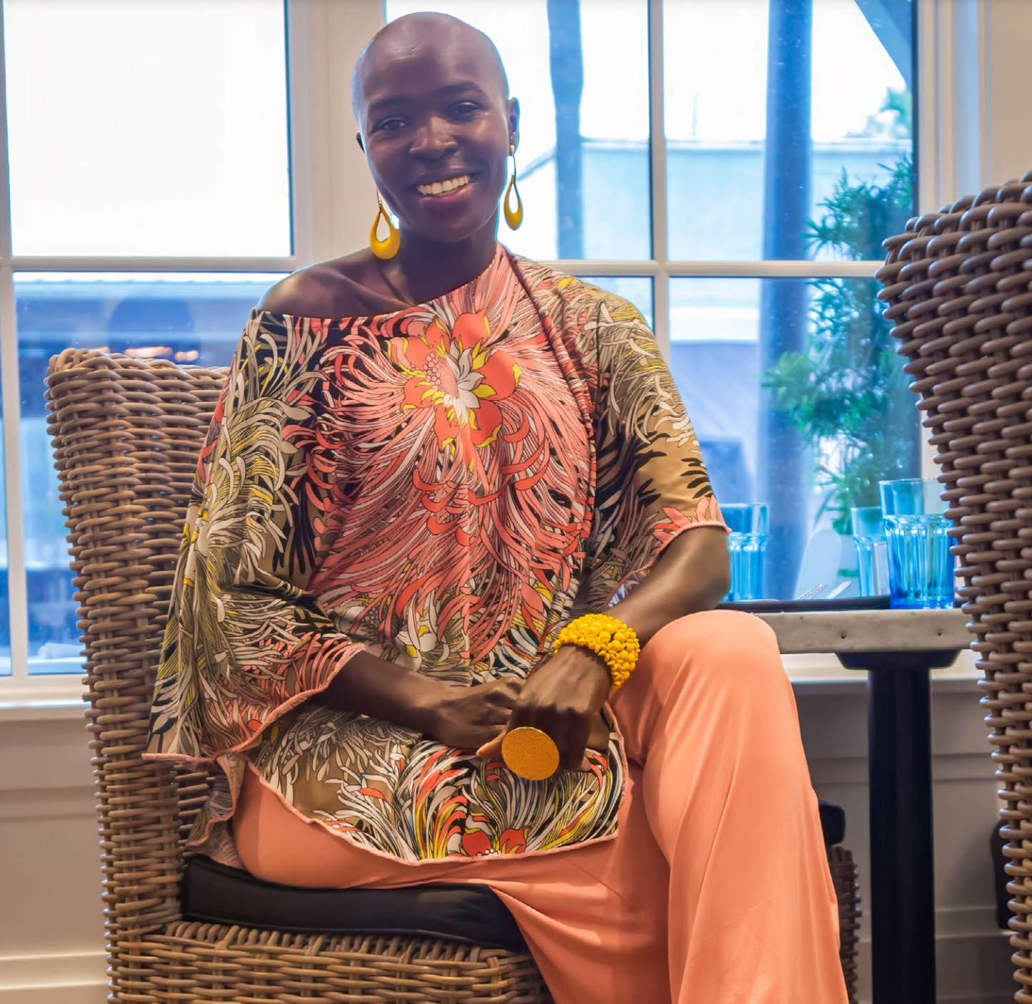 V-Point Printed Tunic Top