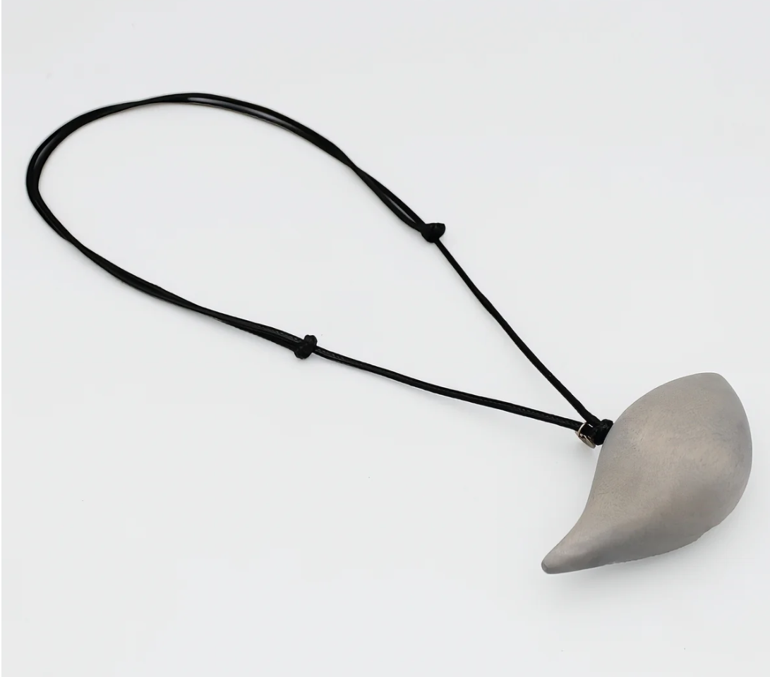Carved Free-Fly Bird Necklace