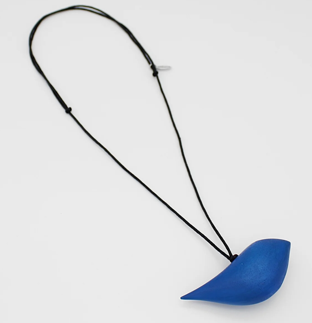 Carved Free-Fly Bird Necklace