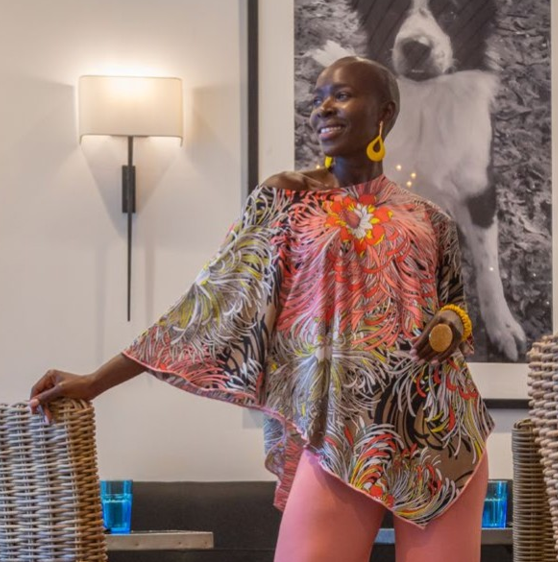 V-Point Printed Tunic Top